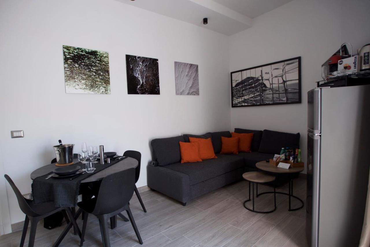 Scugnizzo Apartment Luxury Home Napoli Dış mekan fotoğraf