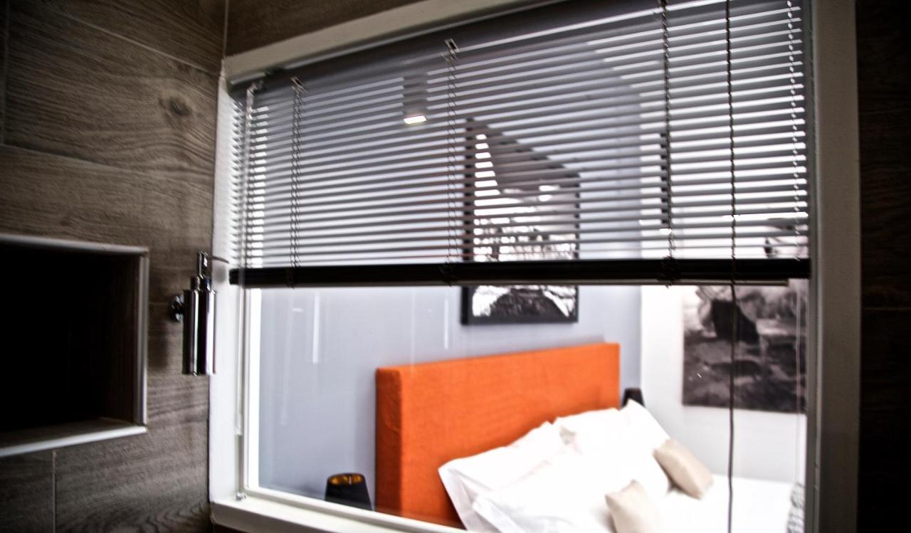 Scugnizzo Apartment Luxury Home Napoli Dış mekan fotoğraf